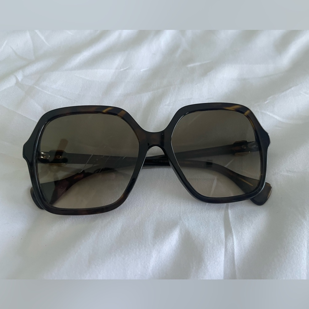 Authentic GUCCI shades. Scratched lens